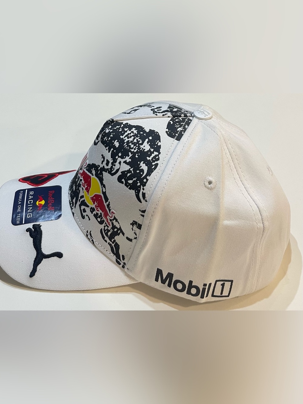 White RedBull Racing Hat - Picture 7 of 9